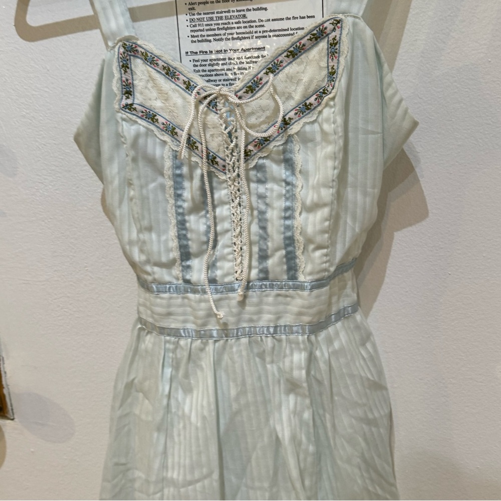 Vintage lace up dress
